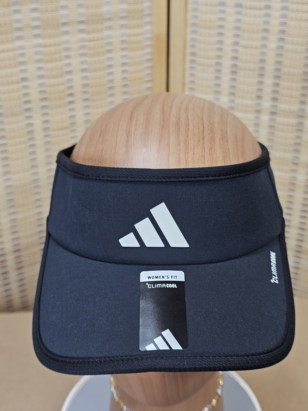 adidas Women’s Climacool Visor Black White Adjustable One Size Golf Tennis NWT